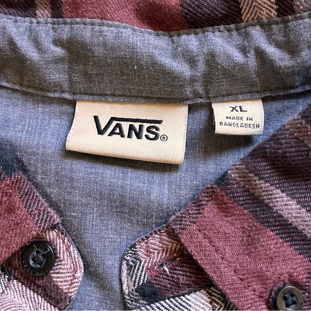 Vans Burgundy and Black Plaid Casual Shirt Grunge Dark Plaid - Picture 2 of 8